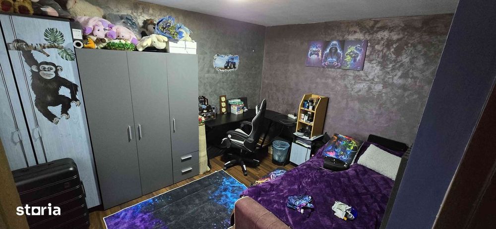 Casă independentă cu 4 camere și acces asfaltat