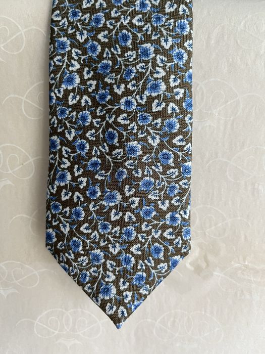 Оригинални вратовръзки на топ брандове - промоционални цени