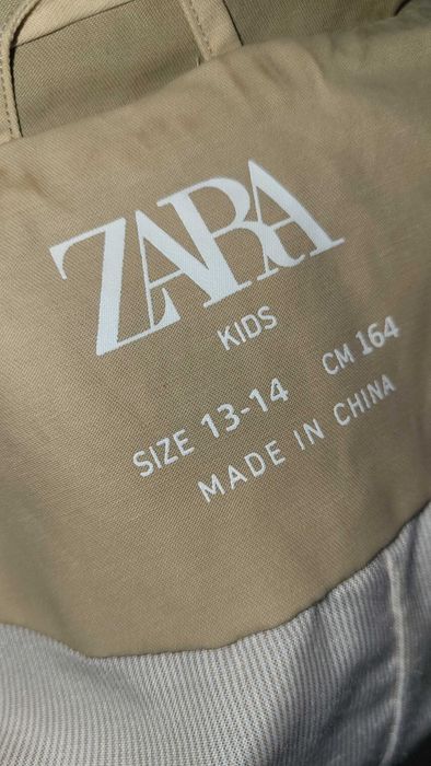 Плащ тренч Zara  13-14 лет