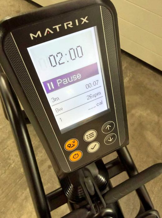 Професионални уреди Technogym Skillmill Connect & Matrix RXP Rower
