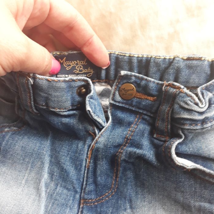 Като нови панталонки на Mayoral,размер 86