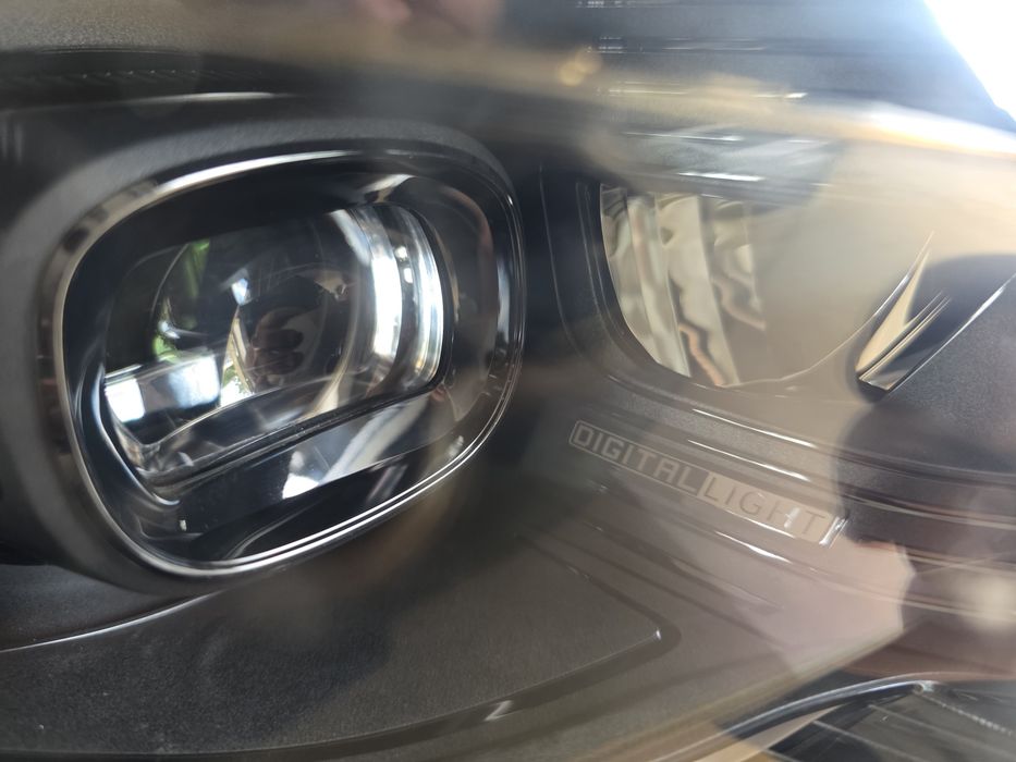 Mercedes Benz E W214 Digital Light 23- Десен фар
