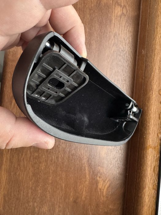 Suport auto pentru ochelari de soare universal