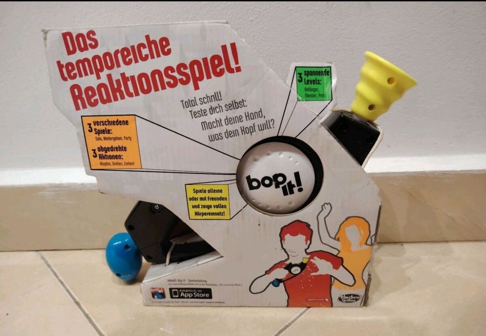 Bop it, настолна игра, board game, играчка, настолна, игра