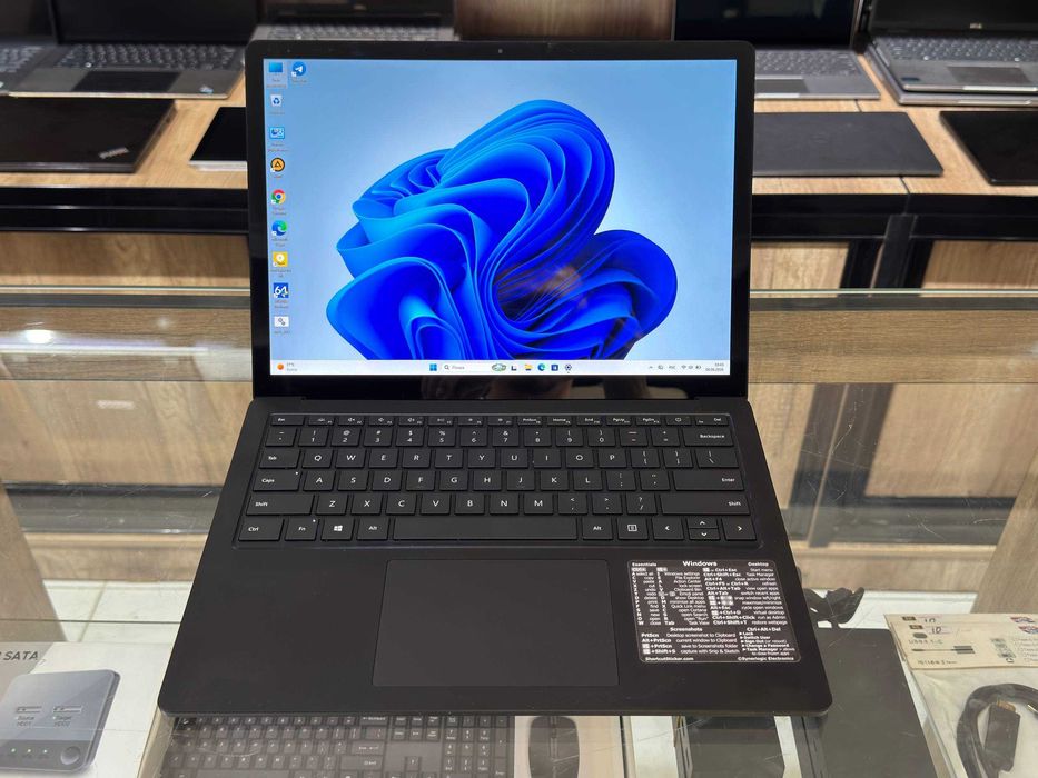 MICROSOFT SURFACE LAPTOP 3 CORE i7-1065G7 ram 16 ssd 256 Сенсорный