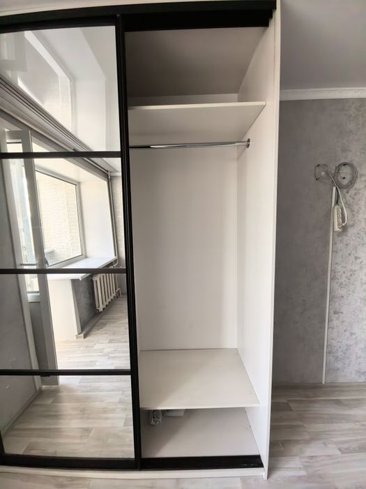 Продам гарнитур спальный