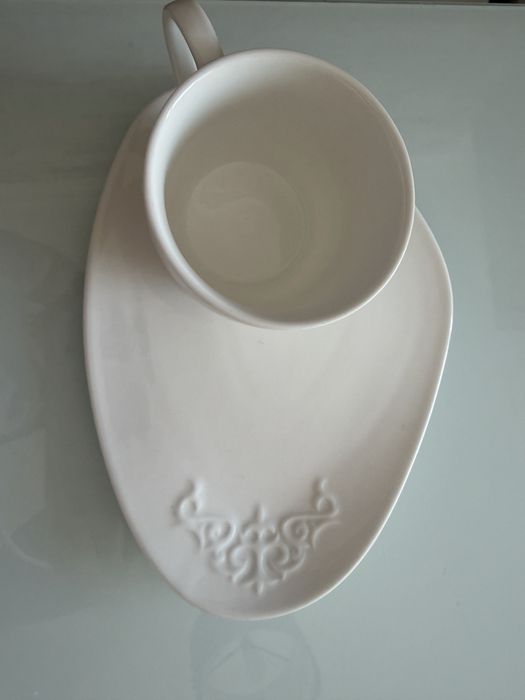 Сервиз срочно продам