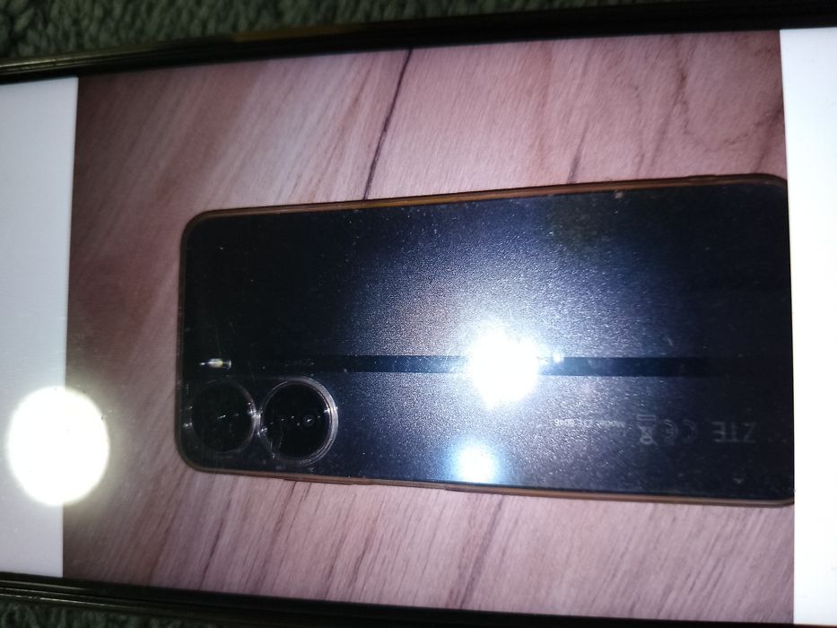 Vând ZTE 40E cumpărat