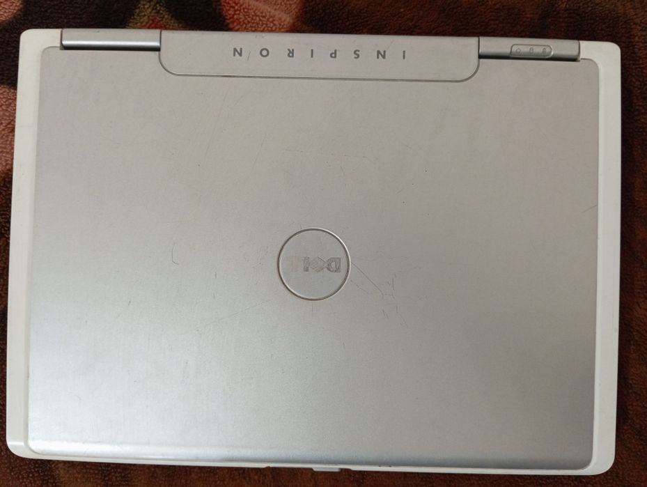 Noutbuk DELL Inspiron 1501