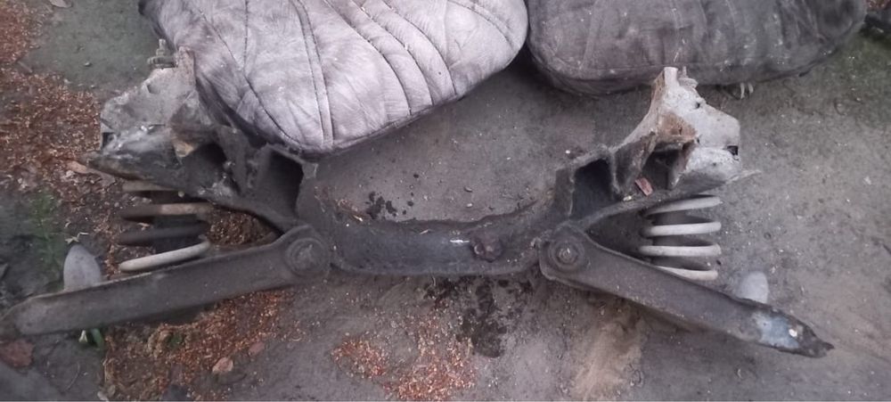 Продам запчасти на москвич 412