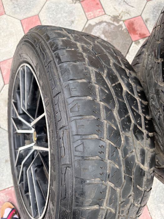 Продам шины Triangle 235/60R18