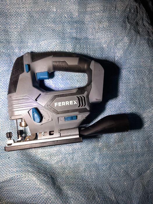 Ferrex pendular.nou