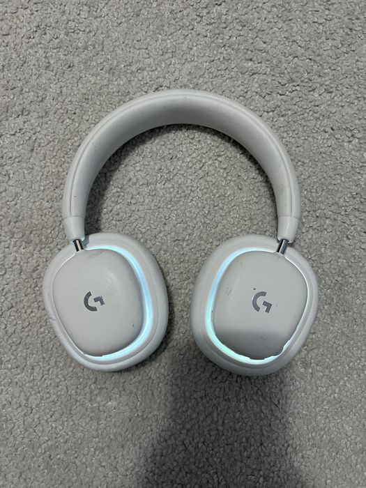 Casti logitech g735