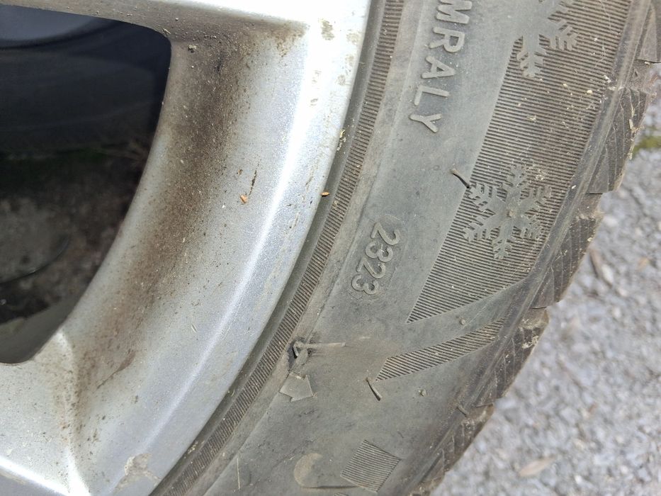 Лети джанти mercedes 18ки borbet със зимни гуми  sailun  245 45 18