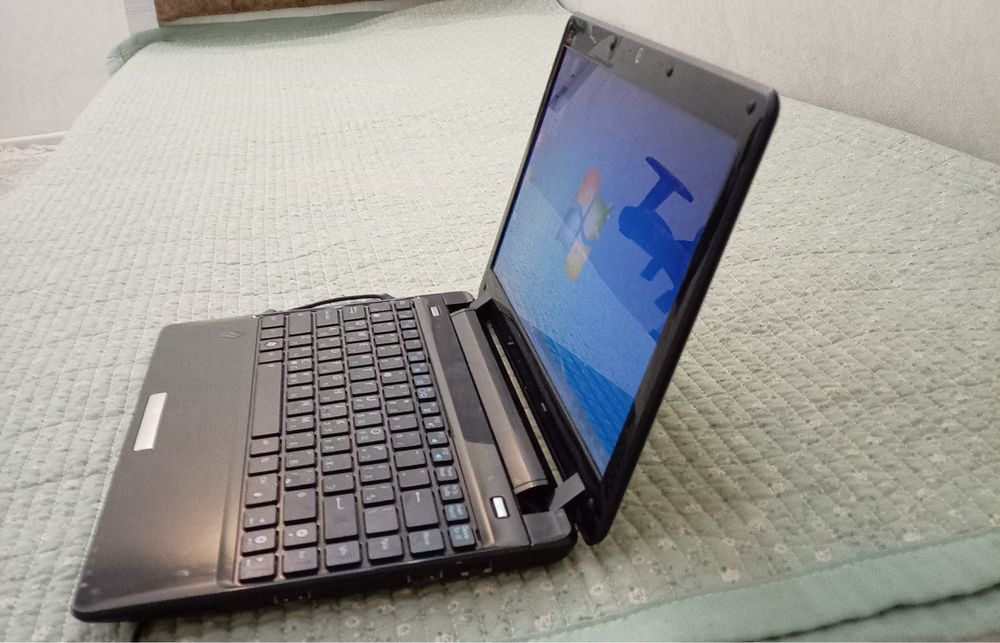 noutbook    asus