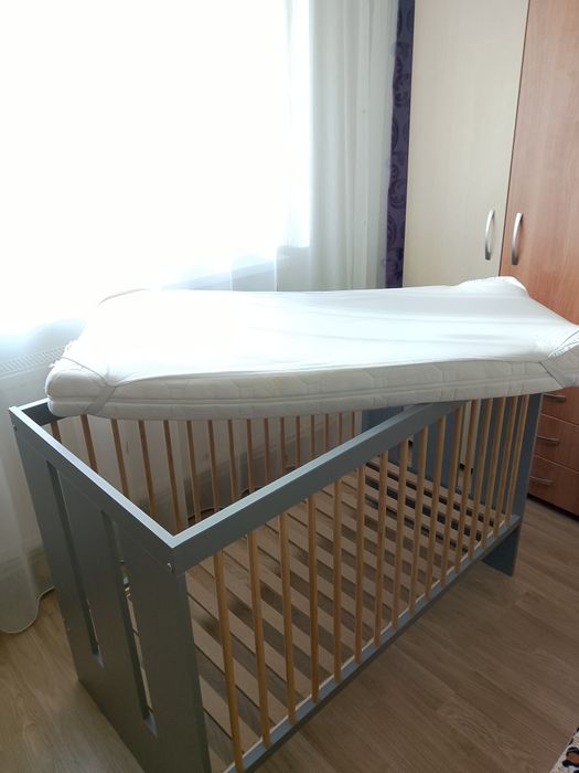 Patut bebelusi din lemn!