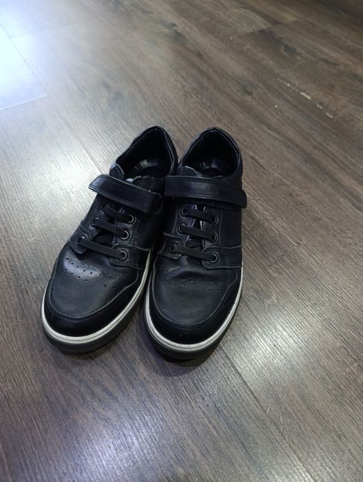 Туфли на мальчика.