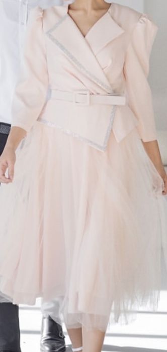 Продается платье