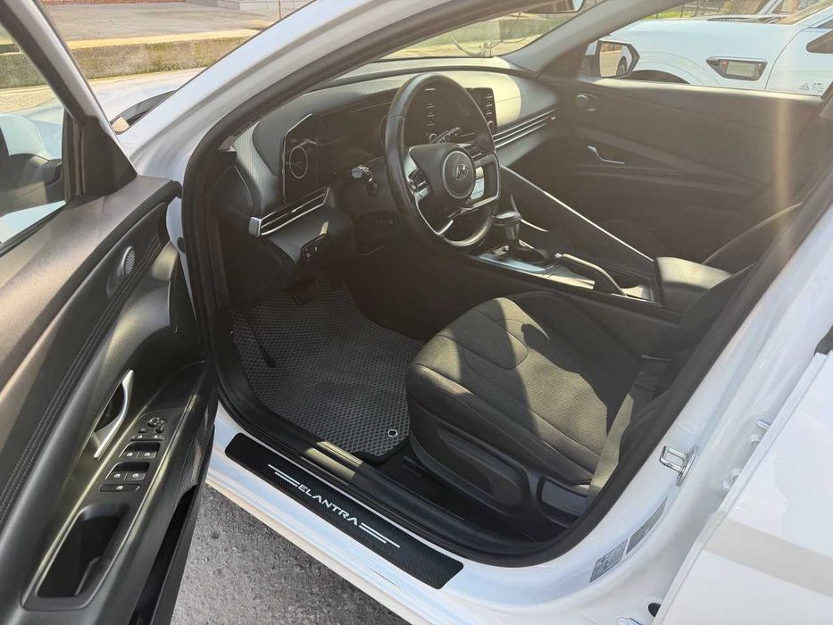 Hyundai Elantra Elegance Plus 1.6. 2022  пробег 46 000