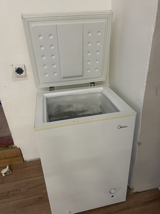 Морозильник Midea