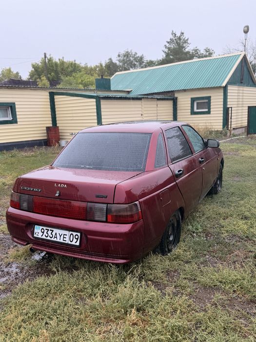 Ваз 2110 , 2004 год ижектор 8клап