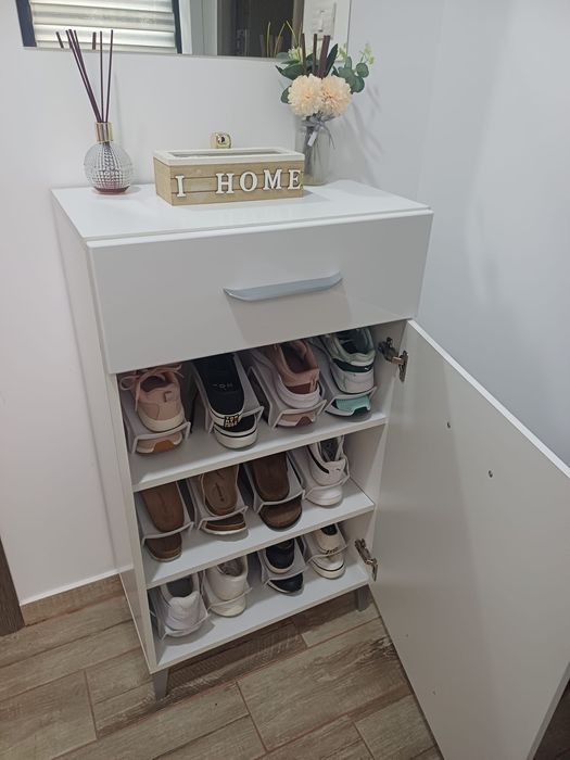 Vând set Cuier +pantofar