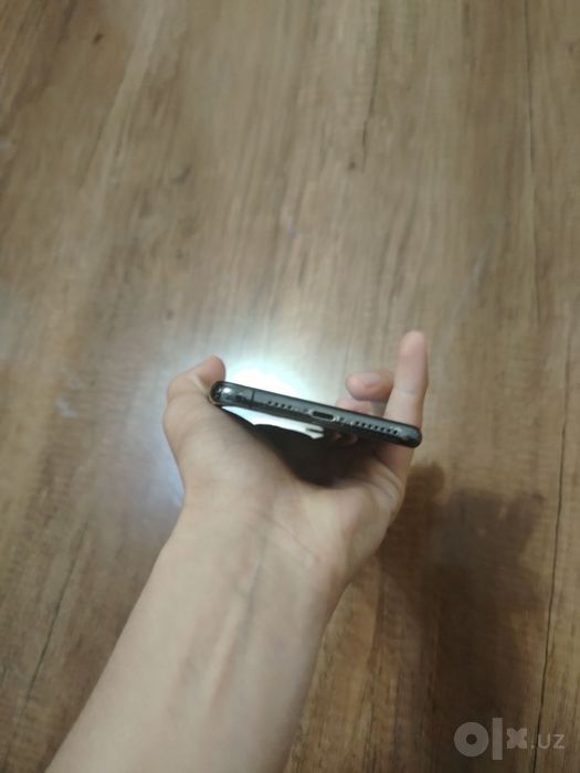 IPhone XS Max qora bayer