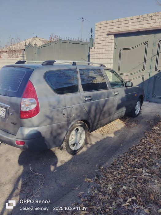 Продам приору С прицепом