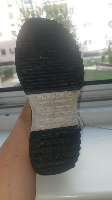 Converse dama , culoare gri, stare foarte bună, nr 40