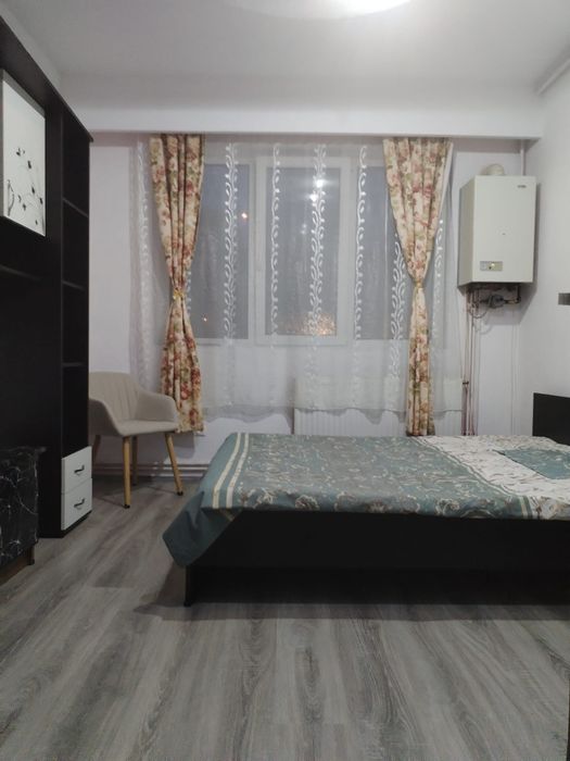 Garsoniera de inchiriat