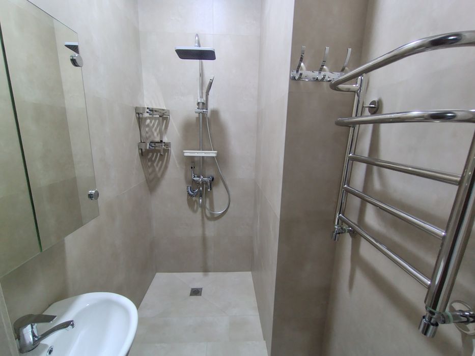 Ijara Аренда EVRO HOSTEL FOR MAN STUDENTS, Юнусабад 7, Альфраганус уни