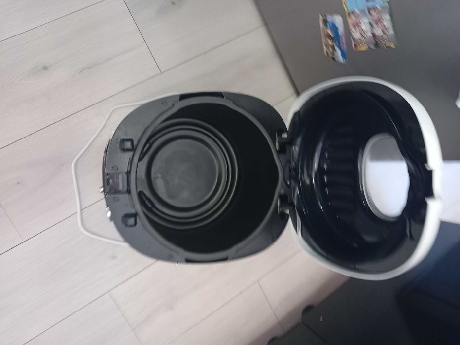 Friteuza Tefal Mega FR480015, XXL, 2100 W, 3.3L, temperatura ajustabila 150-190°C, filtru mirosuri neplacute, alb/gri