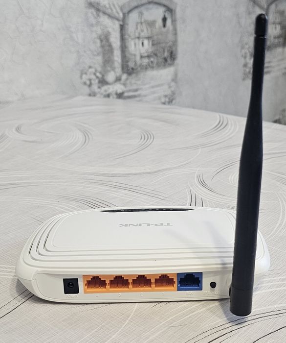 Маршрутизатор TP-LINK TL-WR740N