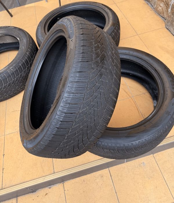 Vand set anvelope iarna 235/50/19