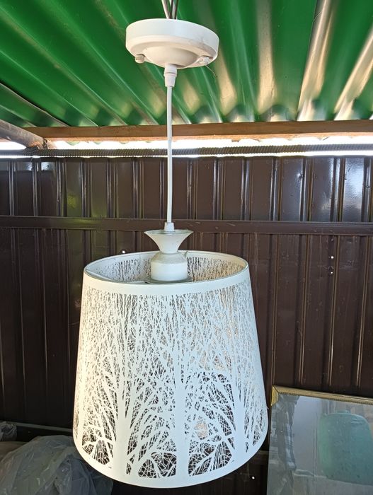 Продается люстра 7500т