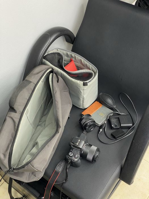 Canon EOS M50 Mark II cu obiective si accesorii