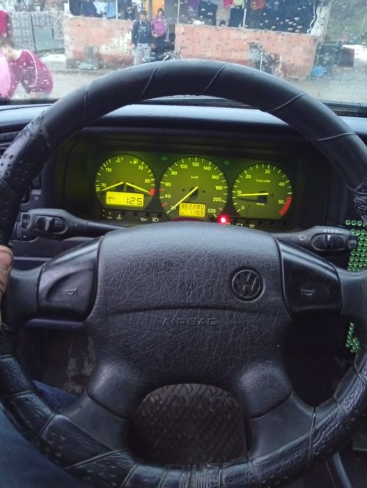 Pasat intermediar 1.9 tdi 110cai acte la zi