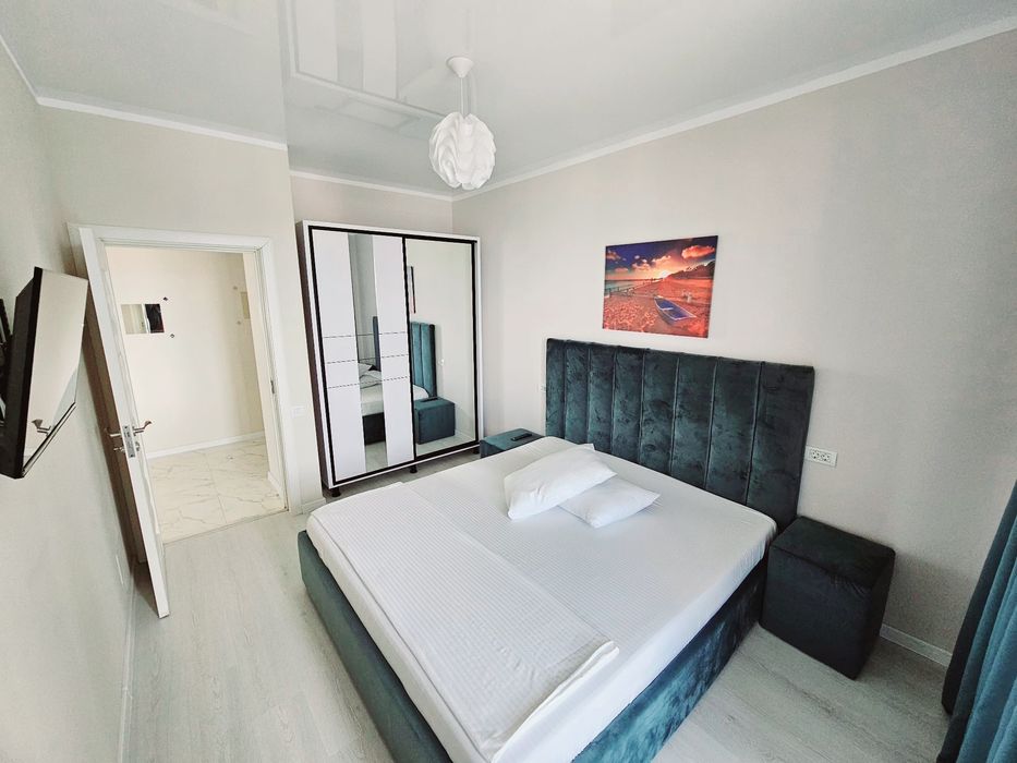 Inchiriez Apartament 3camere+terasa . Mamaia Nord