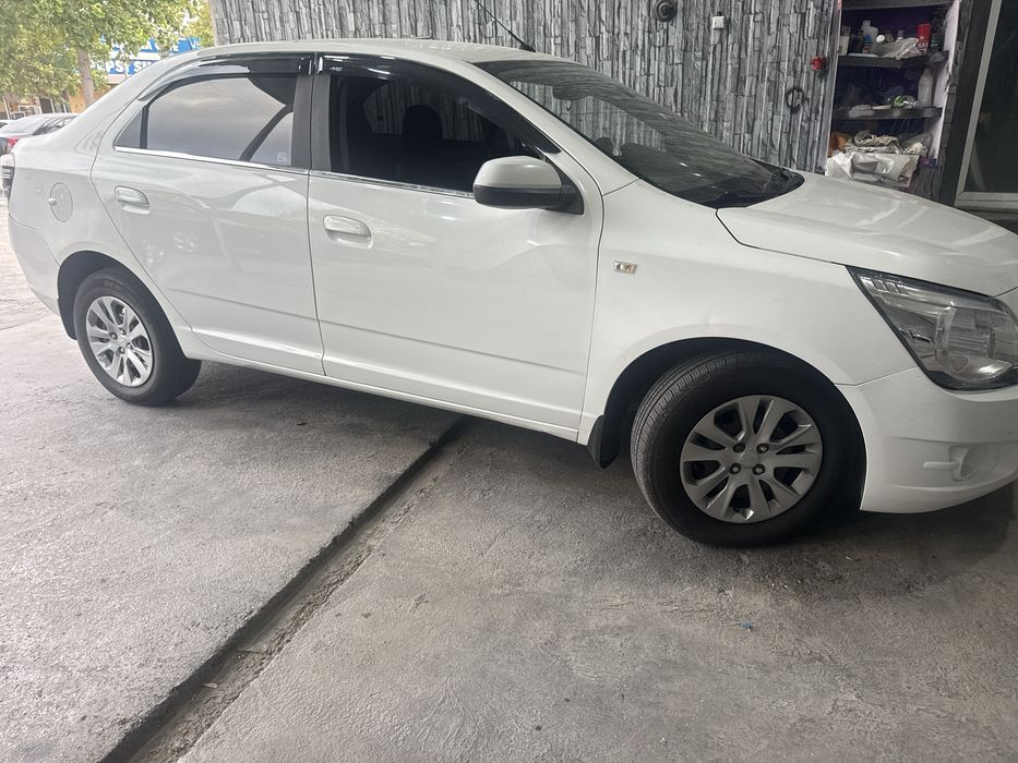 Срочно кобалт Равон 4 поз автомат сотилади
