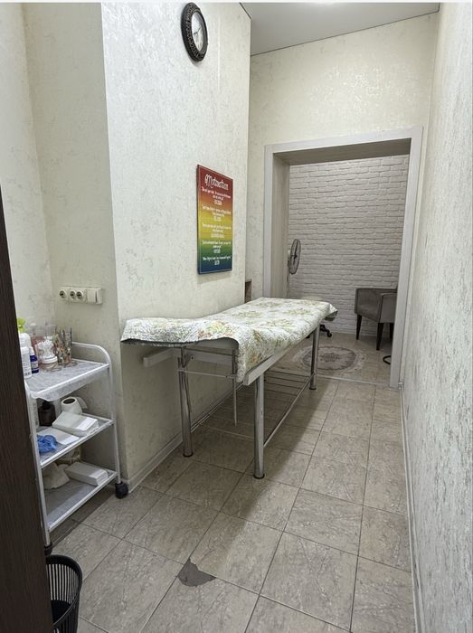 Сдается кабинет в действующем салоне