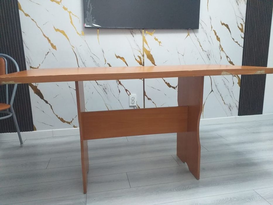 Продам стол со стулями