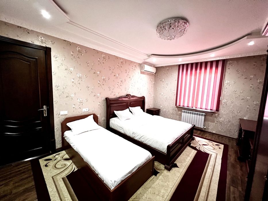 Квартира Продается Мирабод Райони ул.Нукус 120 м2