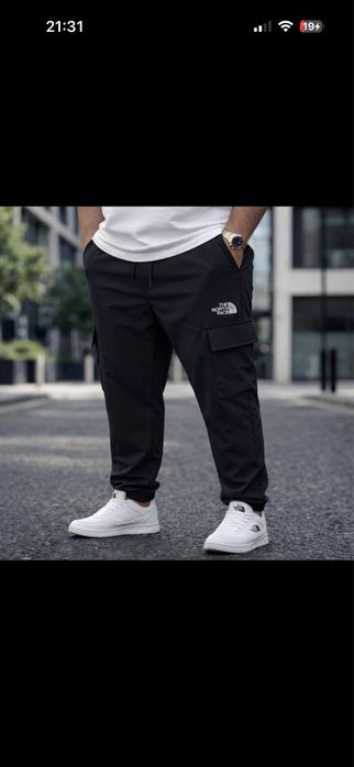 Pantaloni cargo barbati marimi mari