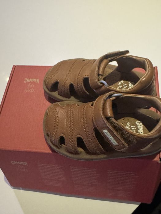 Детски сандали Nike и Camper