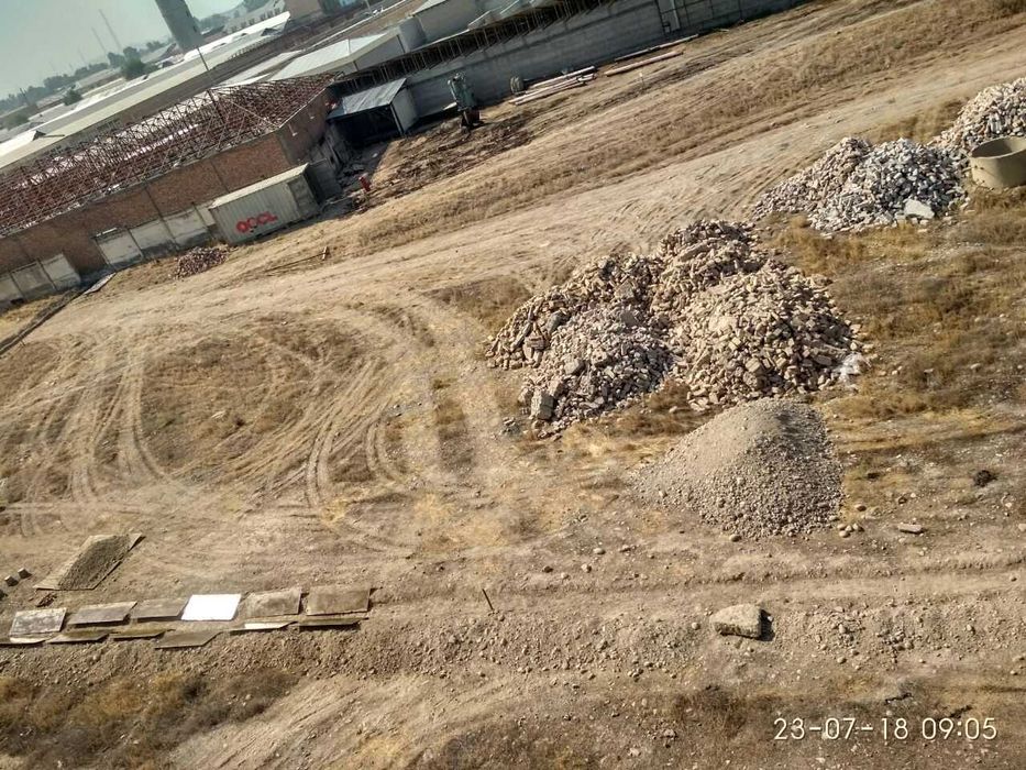 Сотилади Маргилон ш Комбинат бозори худудида нотурар жой