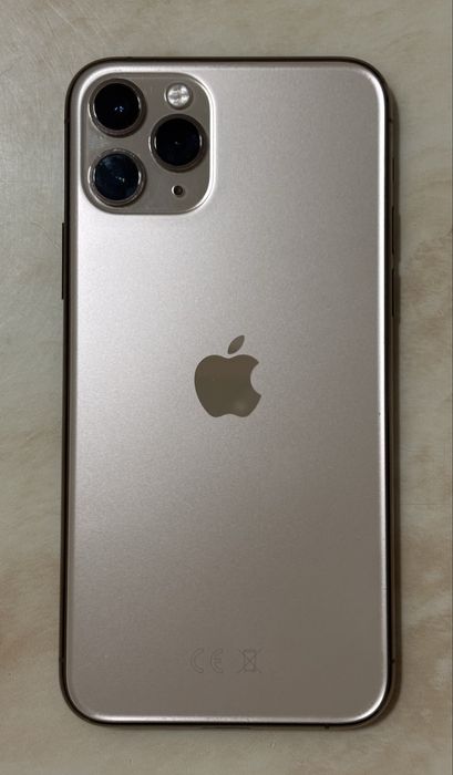 iPhone 11 Pro 64GB Gold + cutie + husa Quadlock