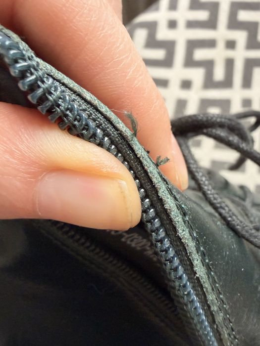 Продам полуботинки на каблуке,