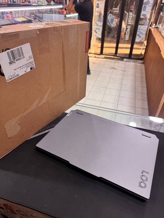 Lenovo LOQ 15ARP9