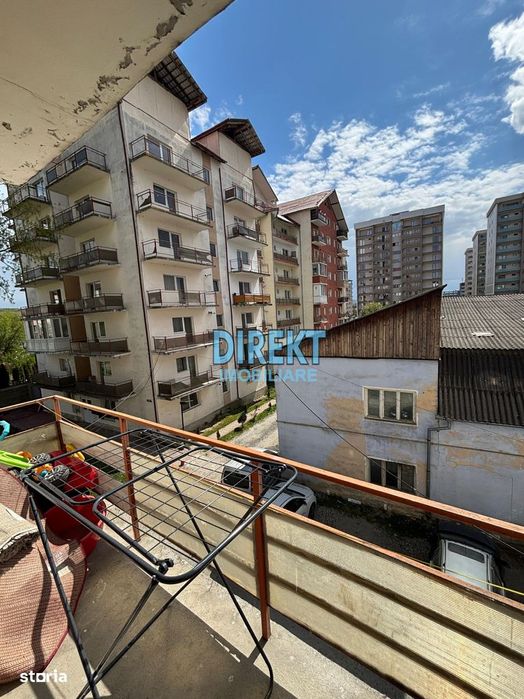 Garsoniera decomandata cu balcon