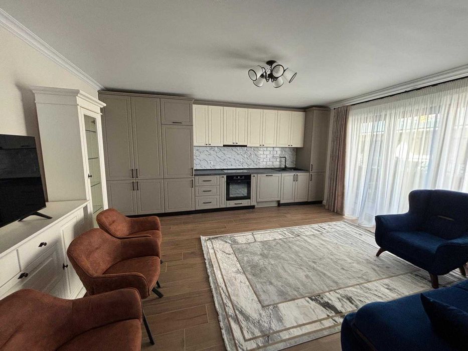 Apartament de închiriat în bloc nou!